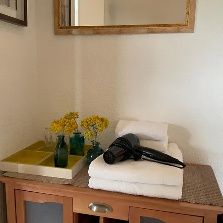 Gemuetliche Komfortwohnung In Ruhiger Gruenlage - Ideal Fuer Bis Zu 3 Gaeste شقة