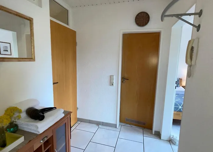 Gemuetliche Komfortwohnung In Ruhiger Gruenlage - Ideal Fuer Bis Zu 3 Gaeste Appartement *